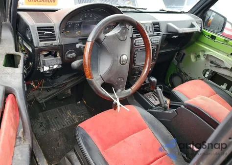 2002 Mercedes-Benz G 500 from USA, damaged, VIN WDCYR49EX2X128040